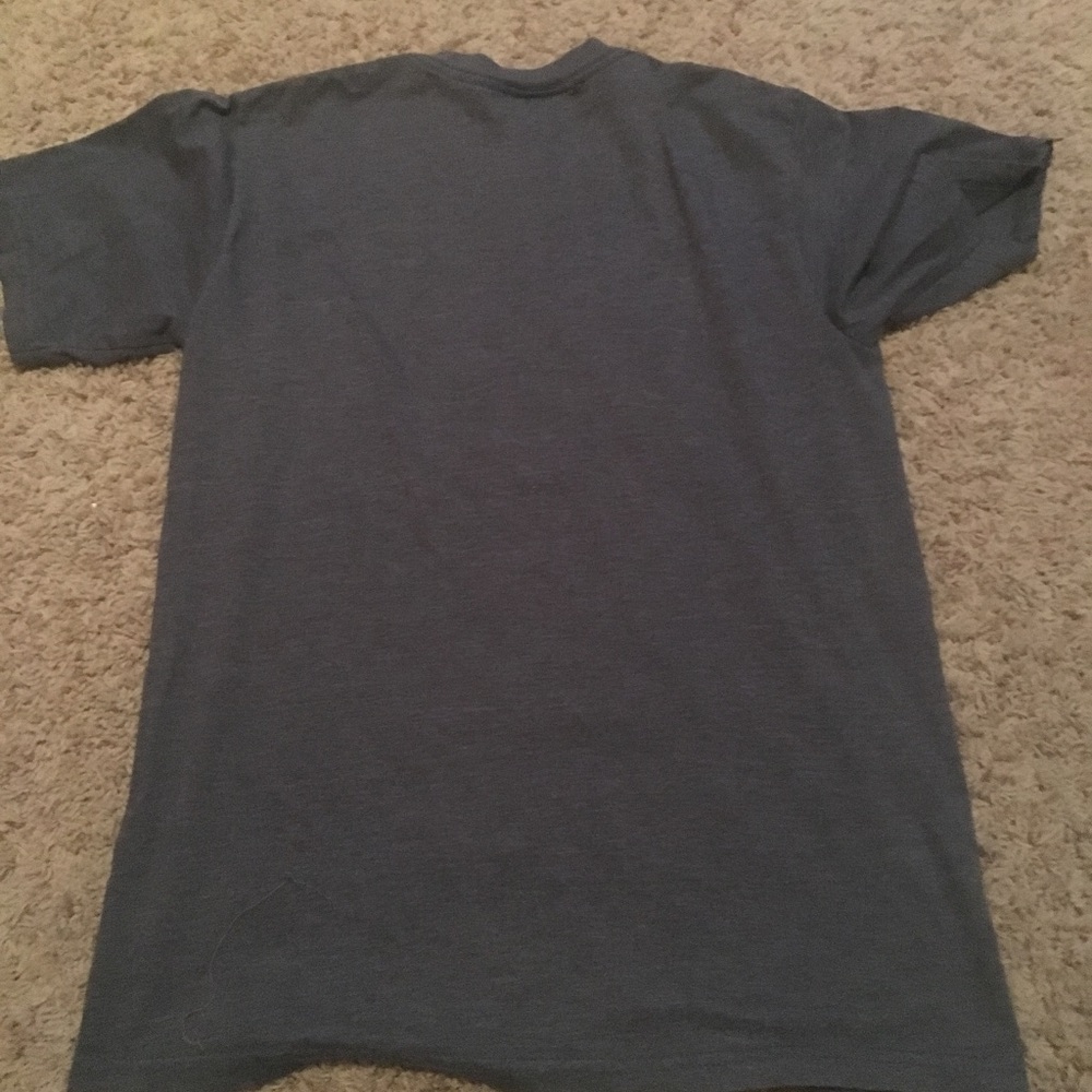 Volcom tshirt - Picture 3 of 3